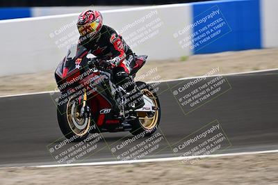 media/Apr-18-2025-TrackDaz (Fri) [[45f5874c44]]/A Group/Session 3 (Turn 6 - Outside)/